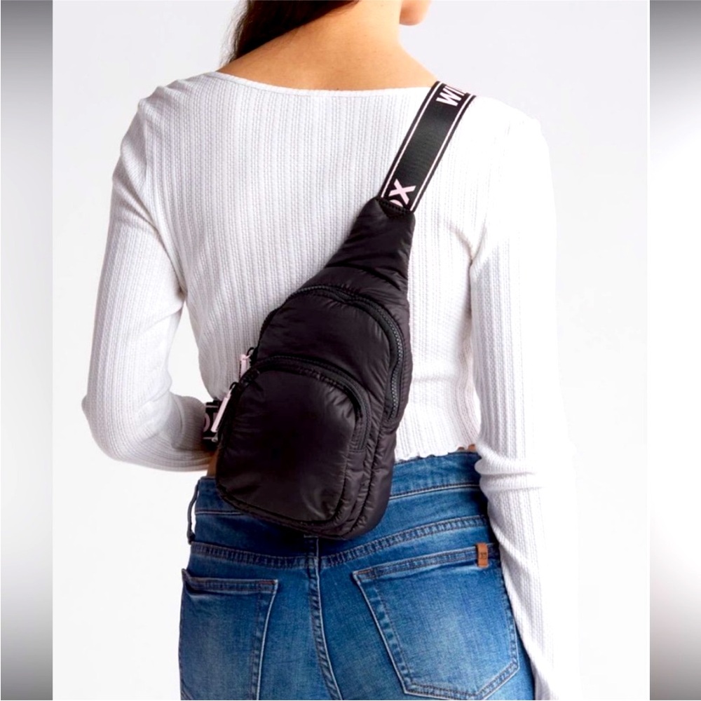 WILDFOX Cargo Sling Shoulder Bag Cross Body